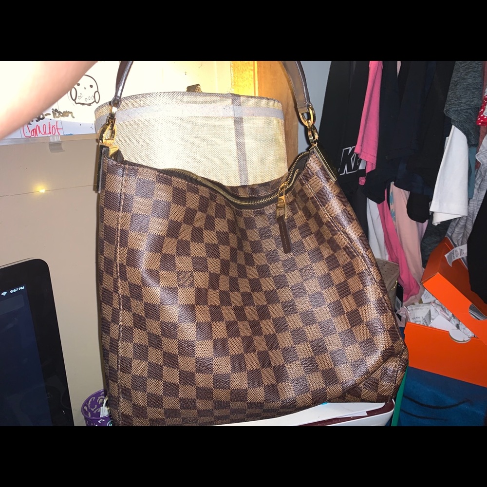louis vuittons handbag